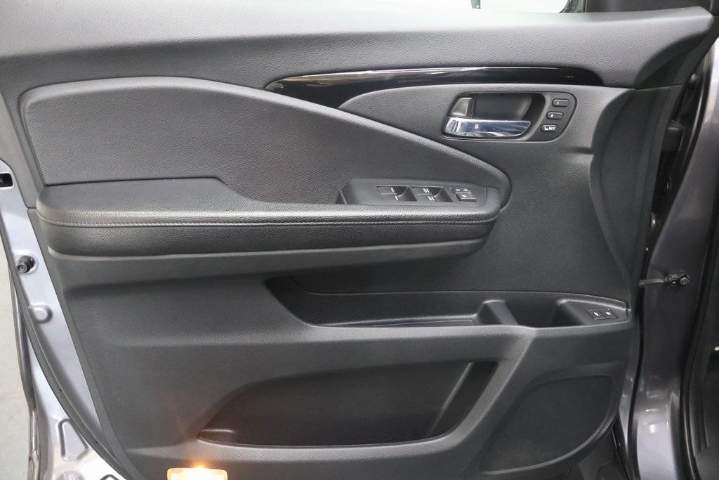 used 2019 Honda Pilot car, priced at $16,995