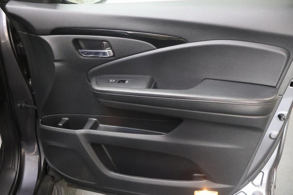 used 2019 Honda Pilot car, priced at $16,995