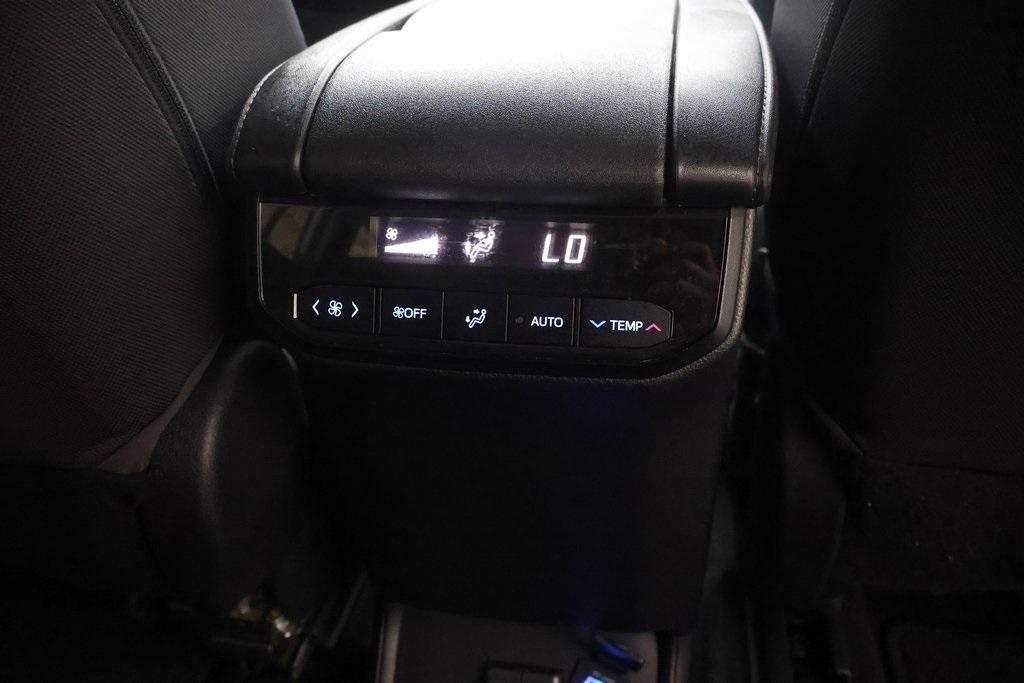 used 2022 Toyota Highlander car, priced at $31,495