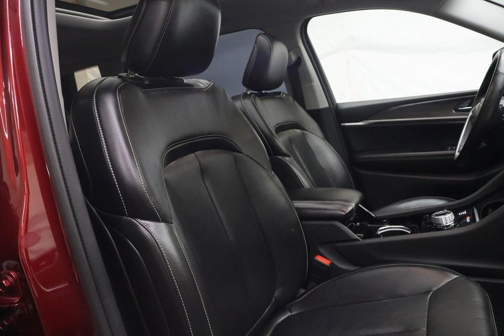 used 2021 Jeep Grand Cherokee L car, priced at $33,995