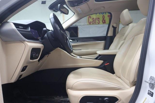 used 2022 Jeep Grand Cherokee car, priced at $31,995