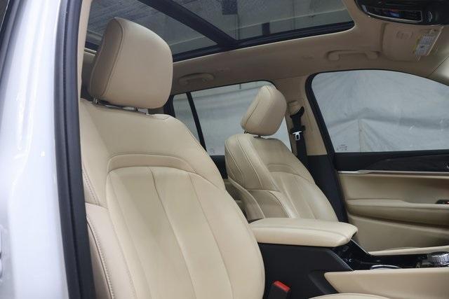 used 2022 Jeep Grand Cherokee car, priced at $31,995