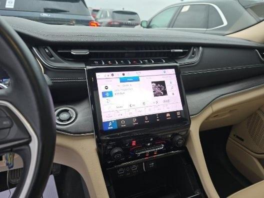 used 2022 Jeep Grand Cherokee car, priced at $31,995