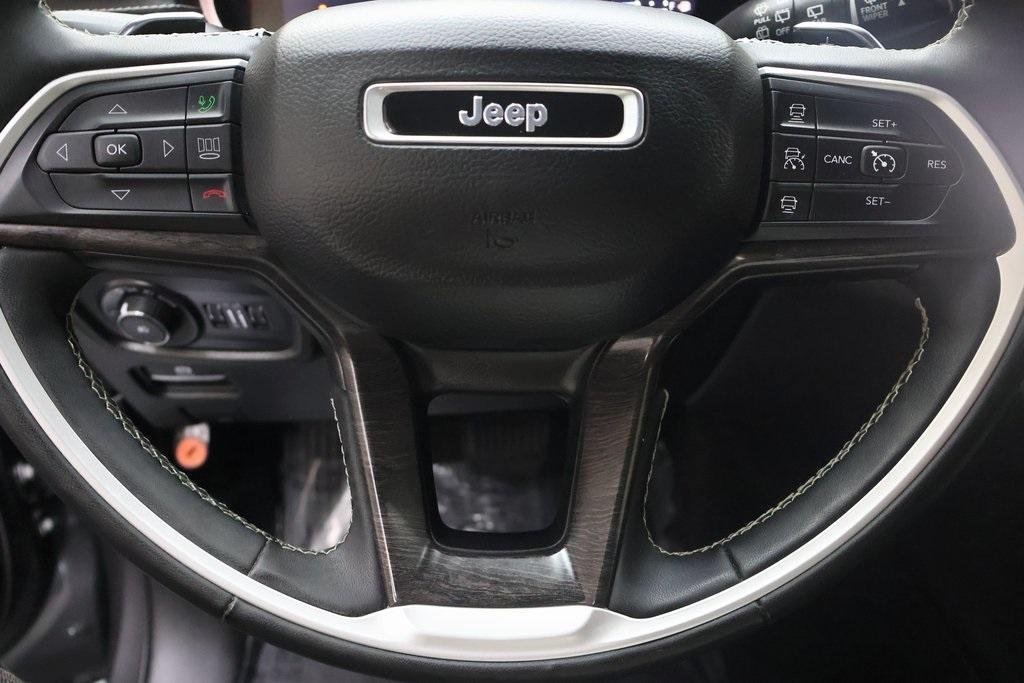used 2023 Jeep Grand Cherokee car, priced at $33,995