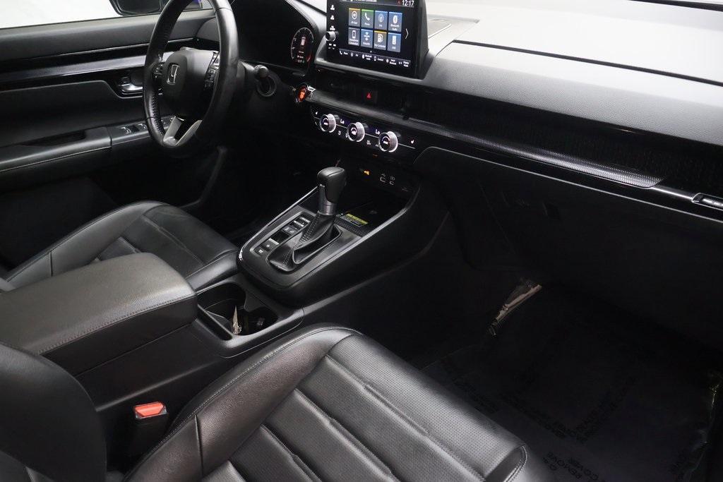 used 2025 Honda CR-V car, priced at $30,695