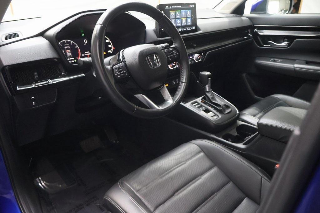 used 2025 Honda CR-V car, priced at $30,695