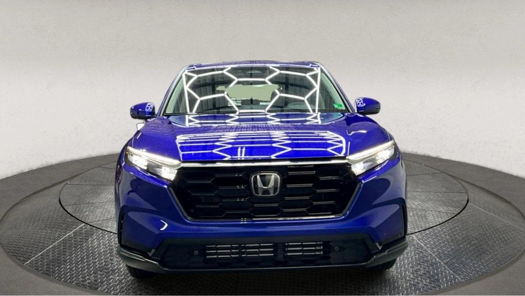 used 2025 Honda CR-V car, priced at $30,695
