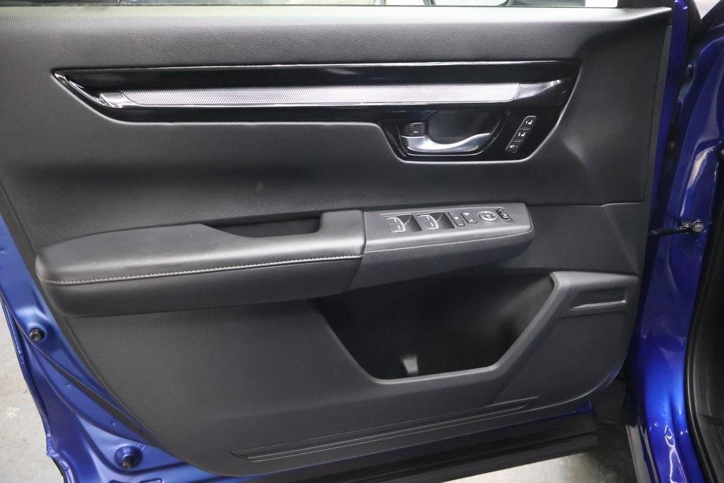 used 2025 Honda CR-V car, priced at $30,695