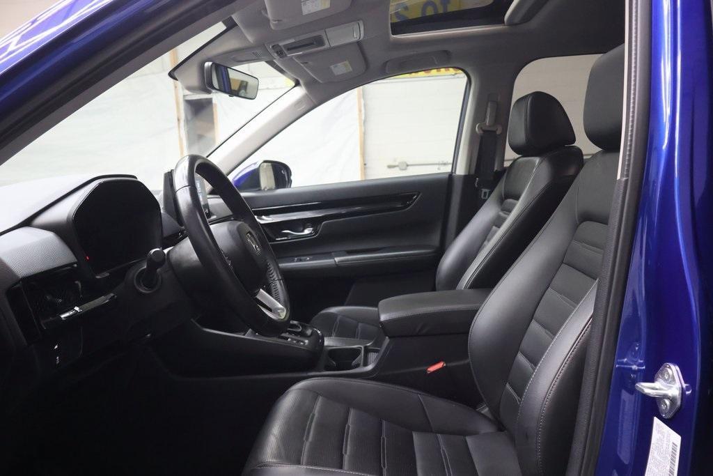 used 2025 Honda CR-V car, priced at $30,695