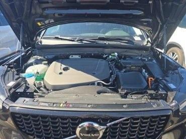 used 2025 Volvo XC40 car