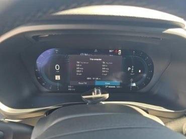 used 2025 Volvo XC40 car