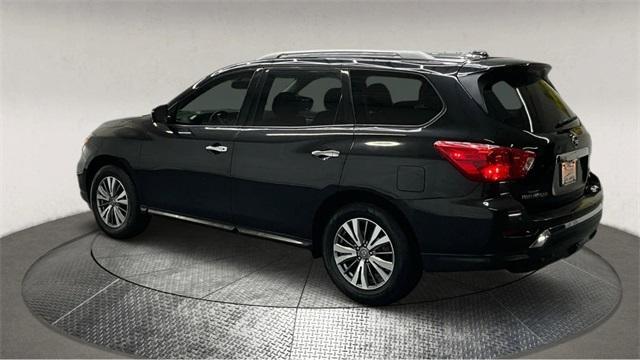 used 2020 Nissan Pathfinder car, priced at $18,295