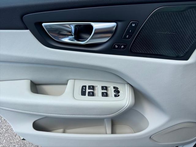 used 2022 Volvo XC60 car, priced at $44,223
