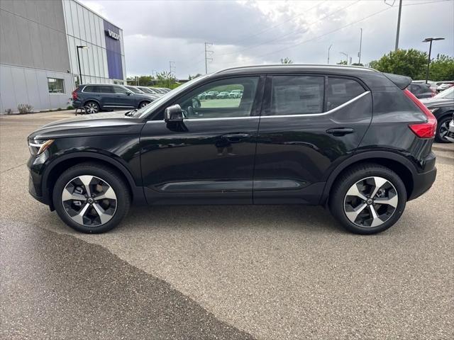 new 2025 Volvo XC40 car, priced at $46,035