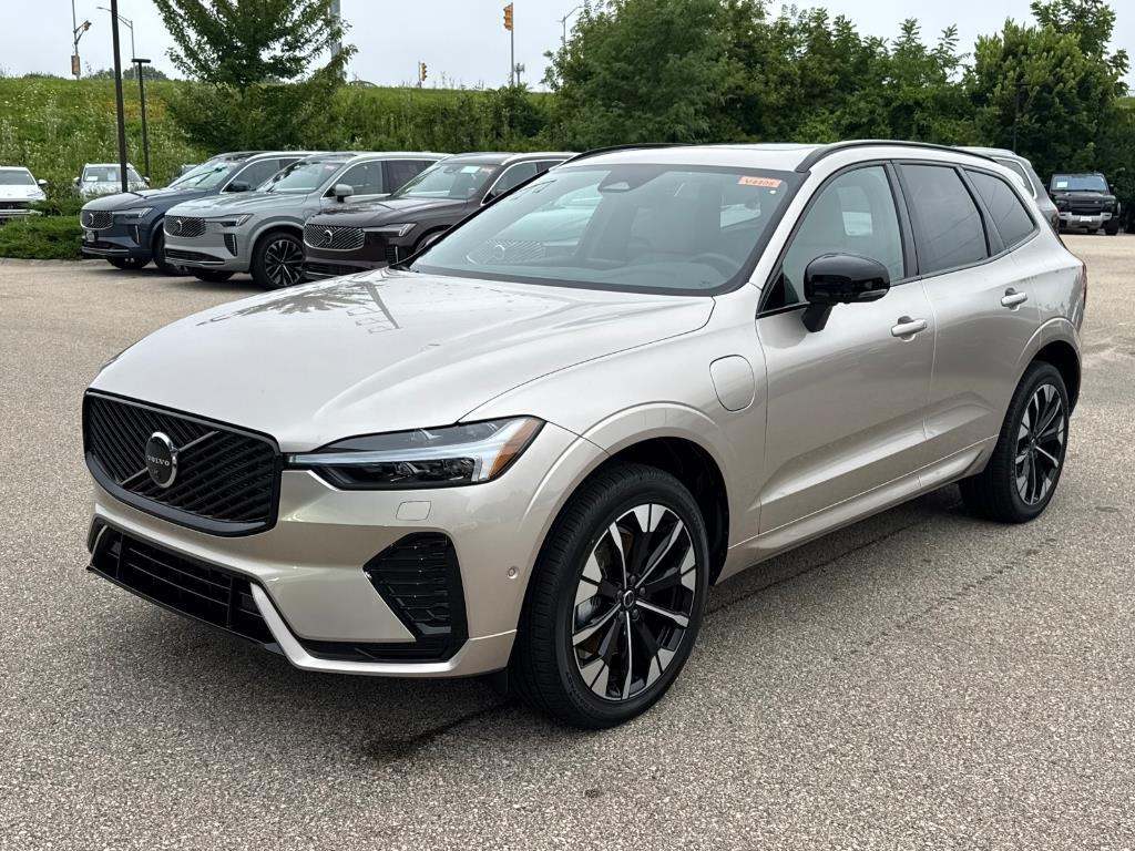new 2026 Volvo XC60 Plug-In Hybrid car, priced at $69,285
