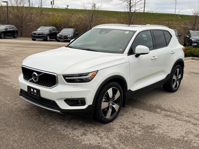 used 2020 Volvo XC40 car, priced at $24,744