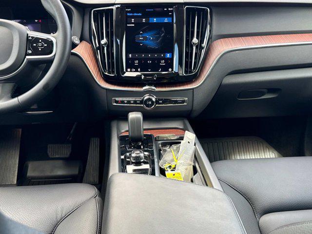 used 2023 Volvo XC60 car, priced at $43,422