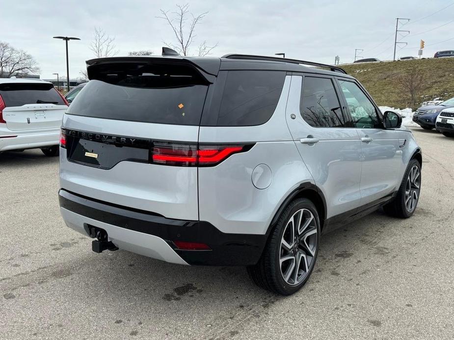 new 2024 Land Rover Discovery car, priced at $83,775