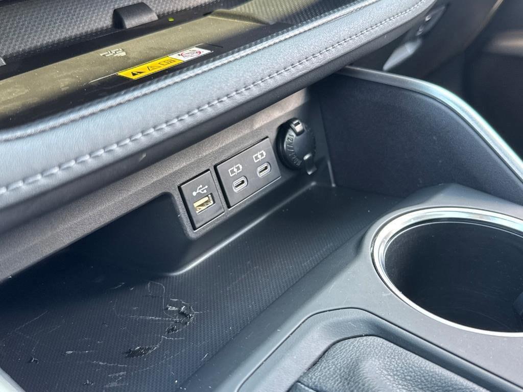 used 2023 Toyota Highlander car, priced at $36,993