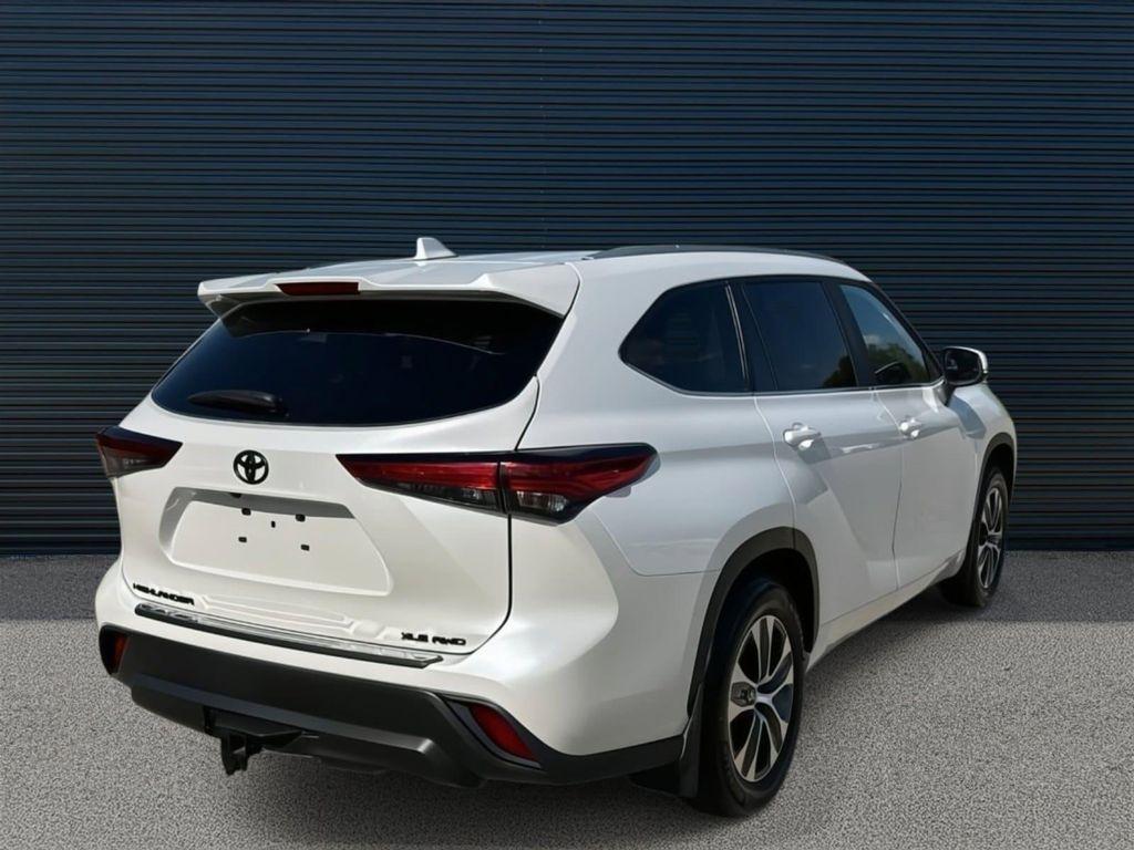 used 2023 Toyota Highlander car, priced at $36,993