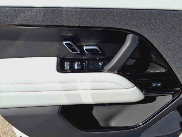 new 2025 Land Rover Range Rover Sport car, priced at $91,705