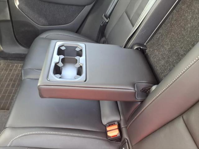 used 2025 Volvo XC40 car, priced at $40,991