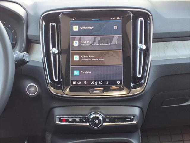 used 2025 Volvo XC40 car, priced at $40,991