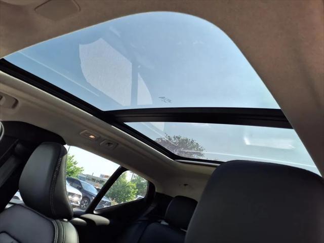used 2025 Volvo XC40 car, priced at $40,991