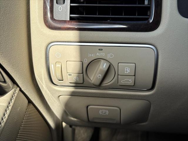 used 2015 Volvo XC70 car, priced at $18,773