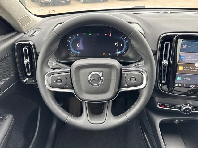 new 2025 Volvo XC40 car, priced at $45,000