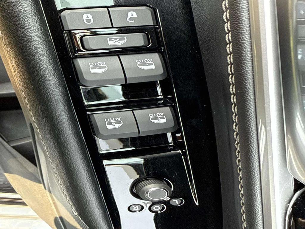 used 2022 Jeep Wagoneer car, priced at $43,974