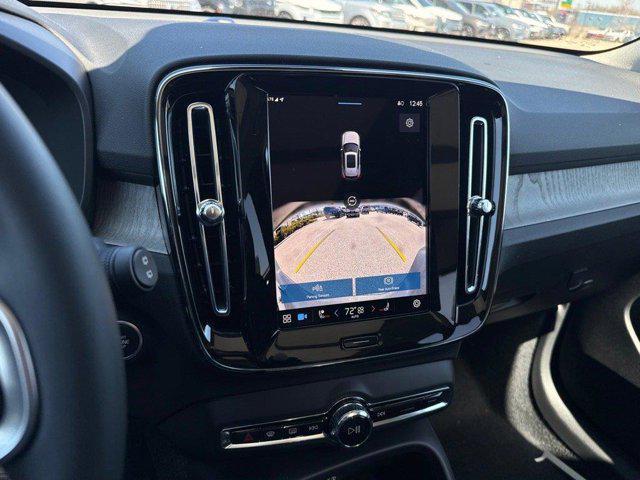 new 2025 Volvo XC40 car, priced at $49,575