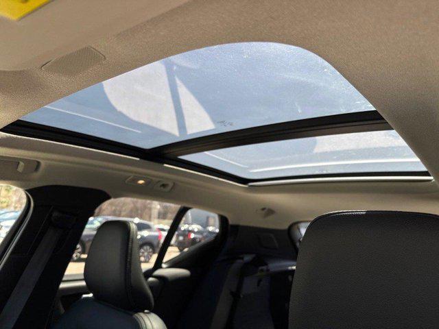 new 2025 Volvo XC40 car, priced at $49,575