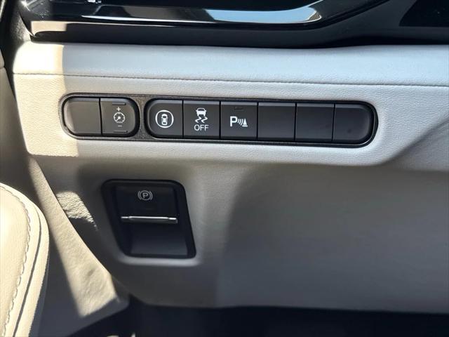 used 2024 Acura MDX car, priced at $45,993