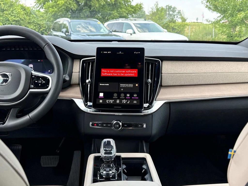 new 2026 Volvo XC90 car, priced at $68,605