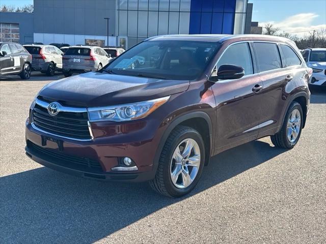 used 2016 Toyota Highlander car, priced at $25,998