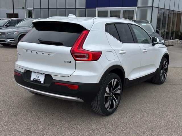 new 2025 Volvo XC40 car, priced at $51,565