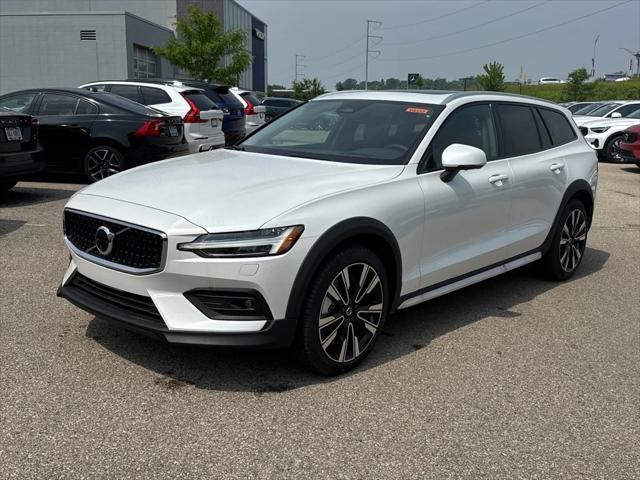 new 2025 Volvo V60 Cross Country car, priced at $58,625