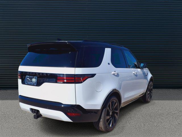 new 2025 Land Rover Discovery car, priced at $67,975