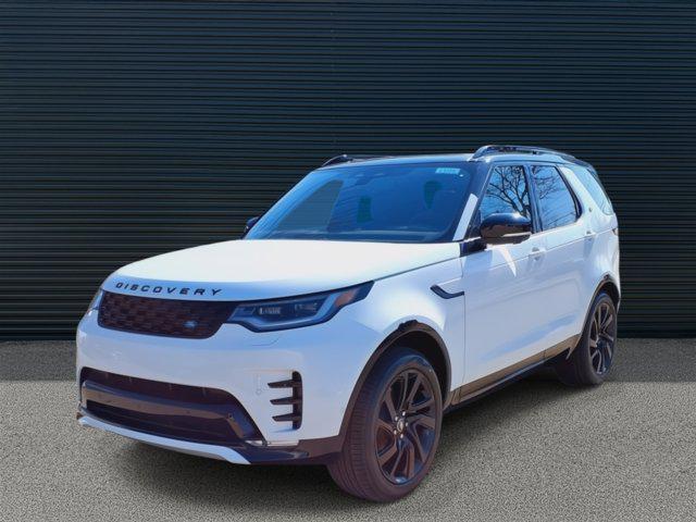 new 2025 Land Rover Discovery car, priced at $67,975