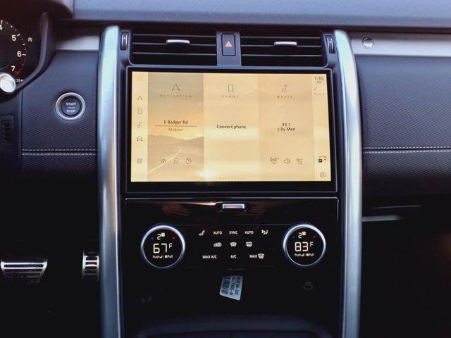 new 2025 Land Rover Discovery car, priced at $67,975