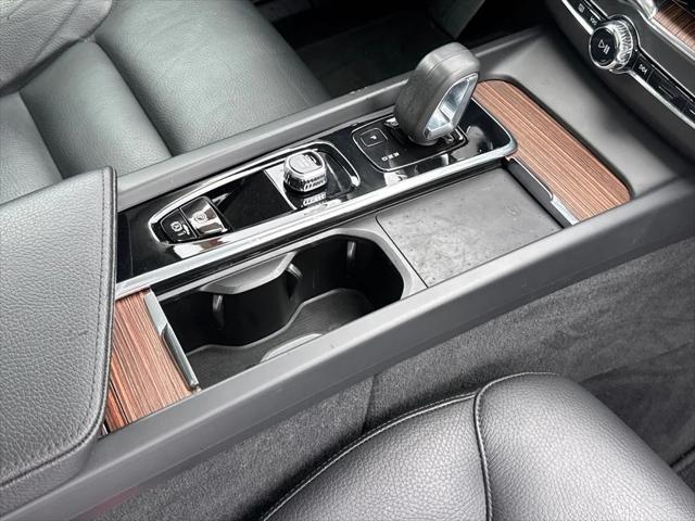 used 2022 Volvo XC60 car, priced at $36,837