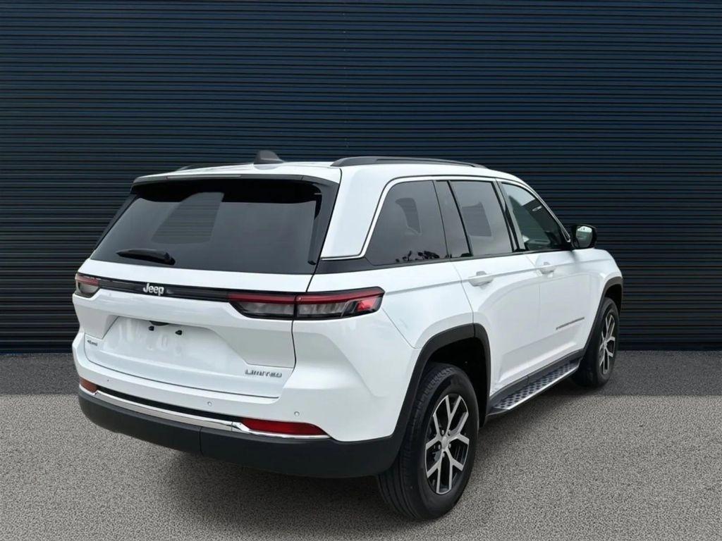used 2024 Jeep Grand Cherokee car, priced at $34,993