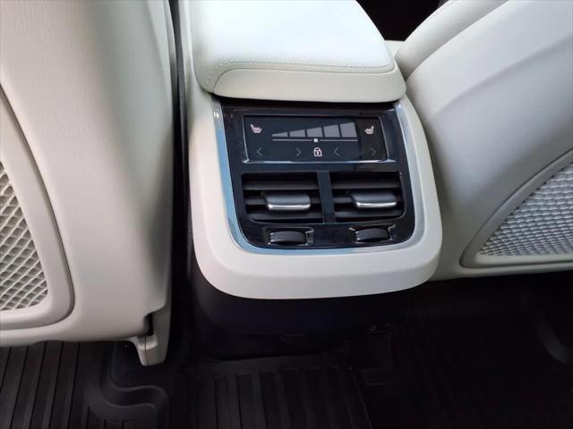 used 2022 Volvo XC60 car, priced at $41,993
