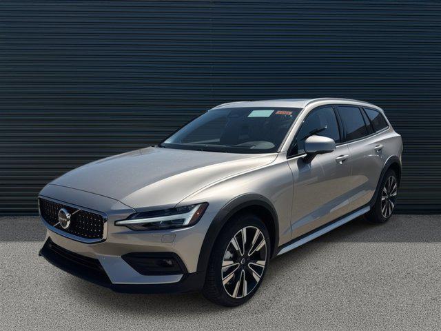 new 2025 Volvo V60 Cross Country car, priced at $58,625