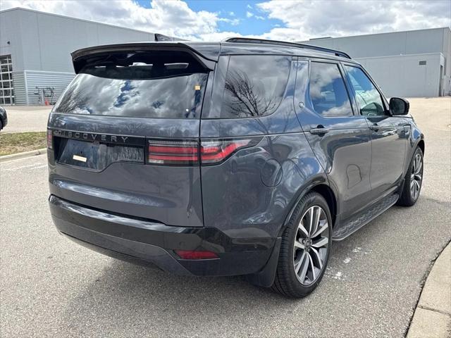 new 2025 Land Rover Discovery car, priced at $76,993