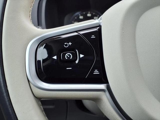 used 2022 Volvo XC90 car, priced at $47,993