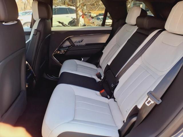 new 2025 Land Rover Range Rover Sport car, priced at $105,460