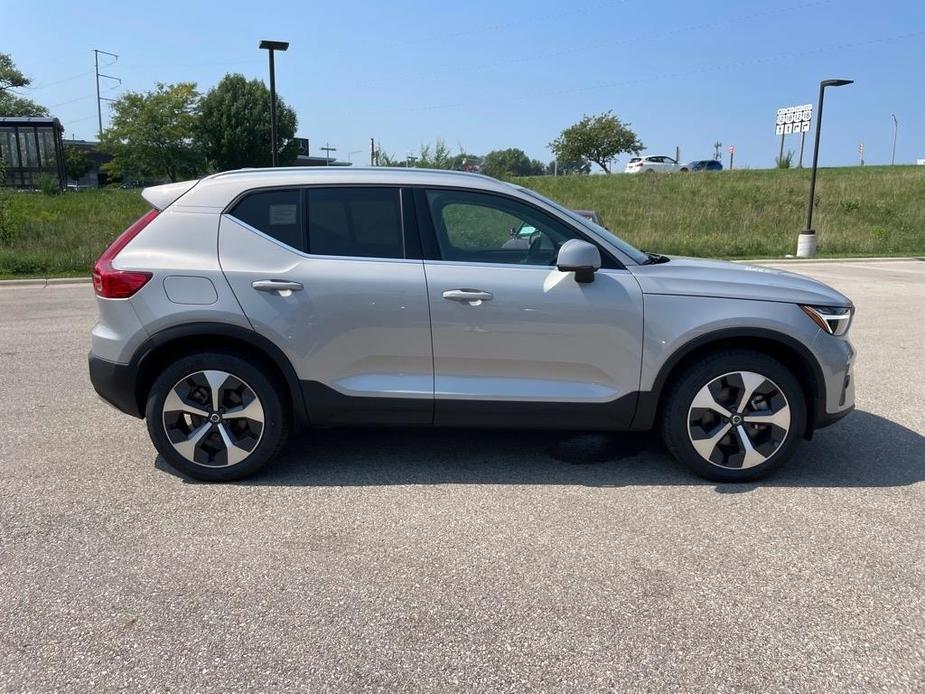 used 2023 Volvo XC40 car, priced at $40,995