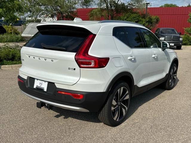 new 2025 Volvo XC40 car, priced at $53,125